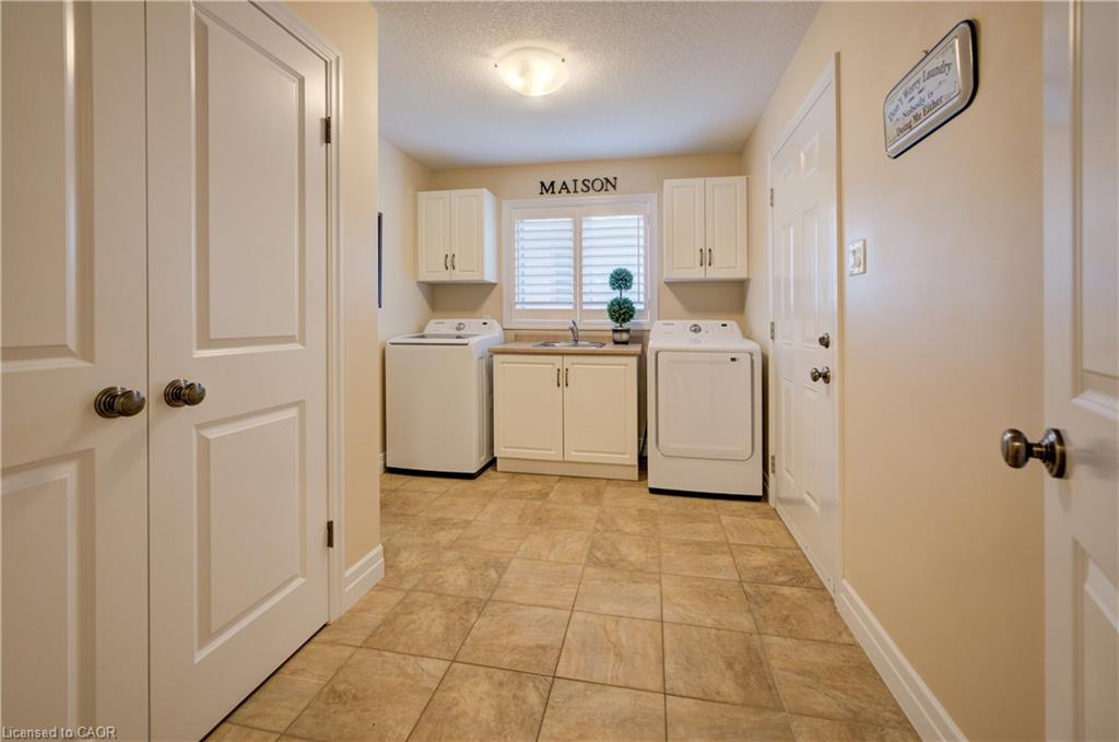 135 Gerber Meadows Drive Property Photo 28