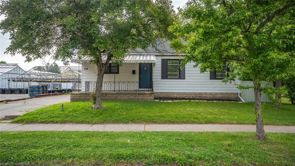 848 Colborne Street E Property Photo 2