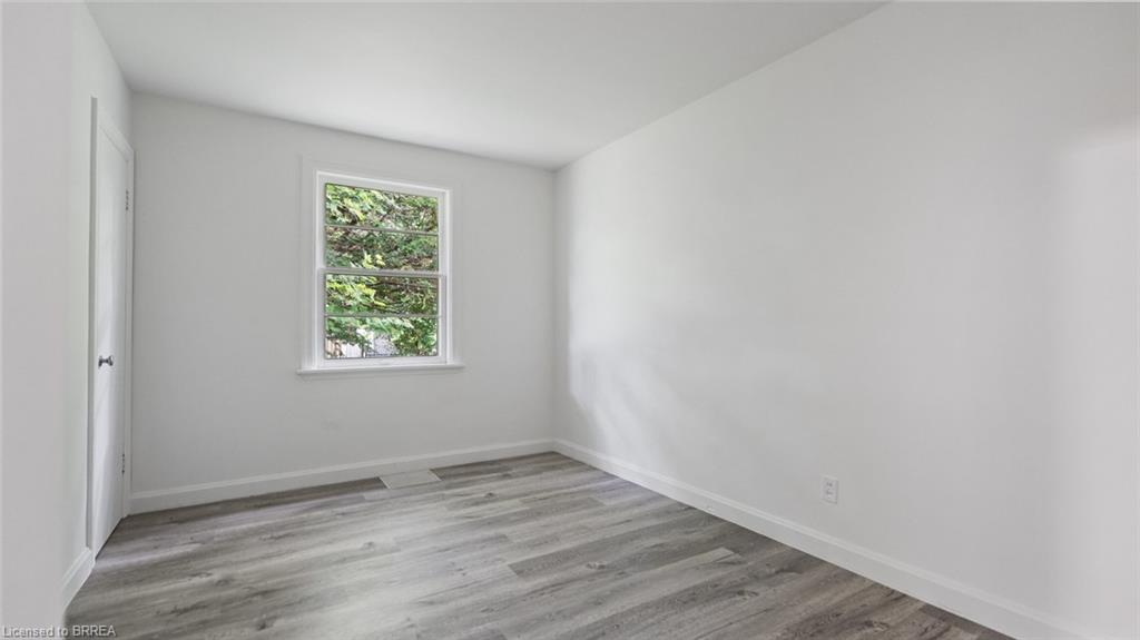 848 Colborne Street E Property Photo 15