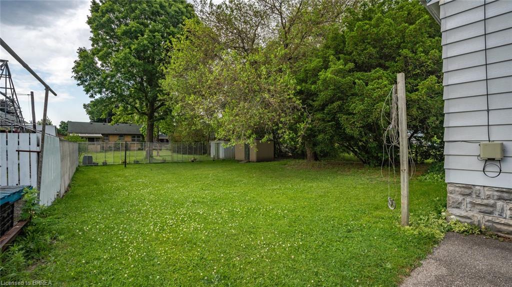 848 Colborne Street E Property Photo 21