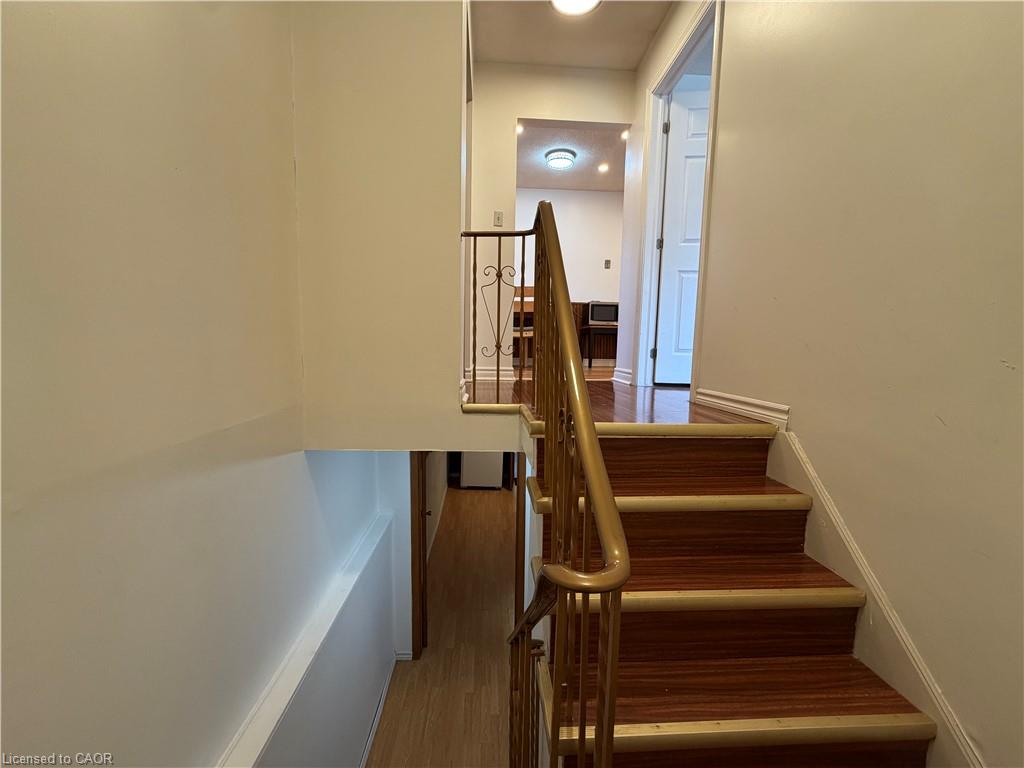 237 Veronica Drive Property Photo 2