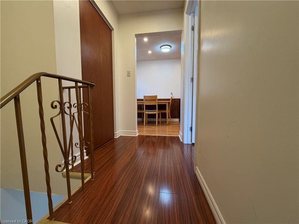 237 Veronica Drive Property Photo 3