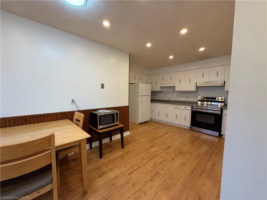 237 Veronica Drive Property Photo 8