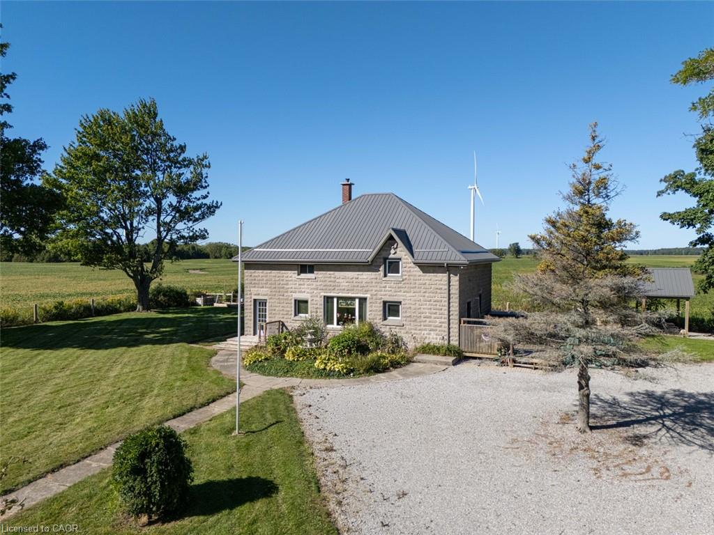 1635 Lakeshore Road Property Photo 2