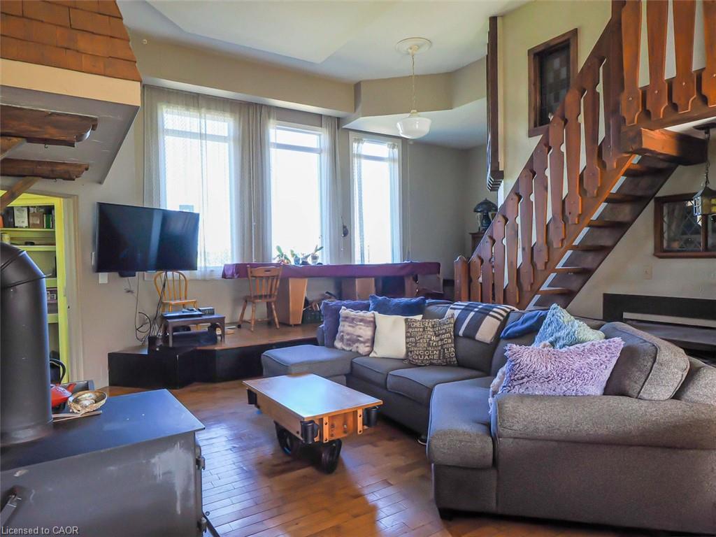 1635 Lakeshore Road Property Photo 10