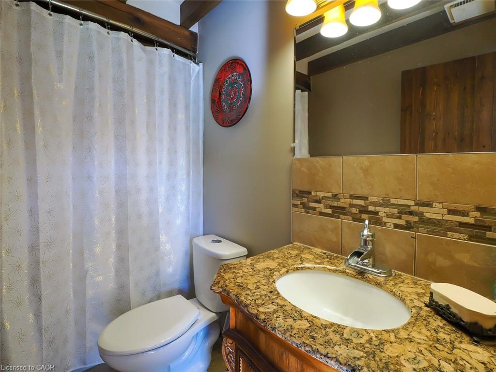 1635 Lakeshore Road Property Photo 14