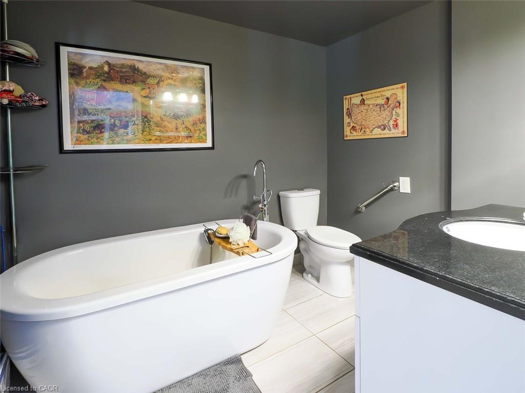 1635 Lakeshore Road Property Photo 25