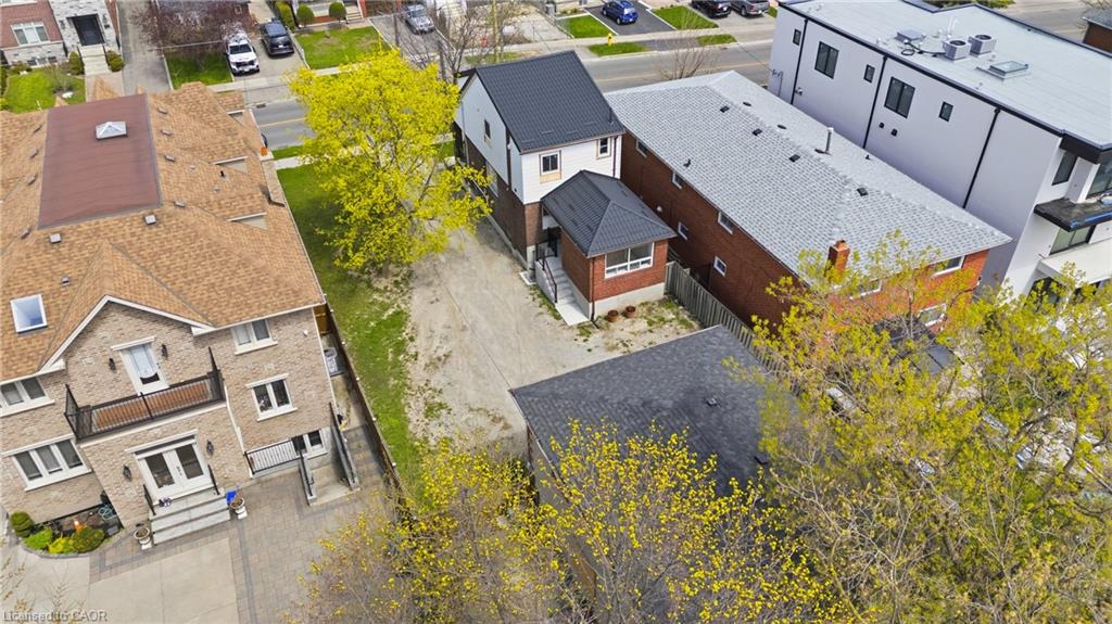 1049 Glencairn Avenue Property Photo 26
