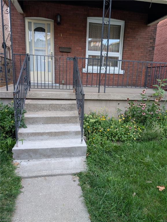 61 Barnesdale Avenue N Property Photo 4