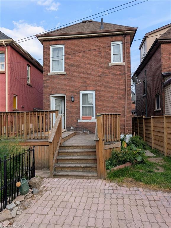 61 Barnesdale Avenue N Property Photo 26
