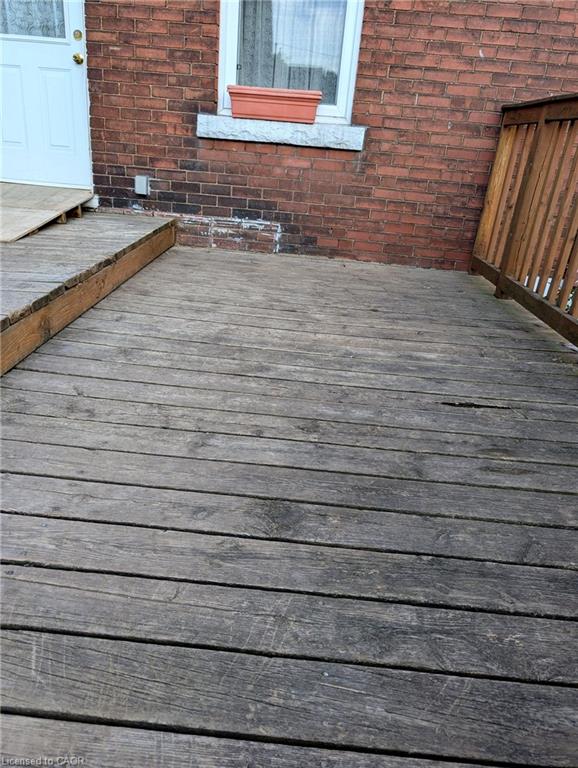 61 Barnesdale Avenue N Property Photo 28