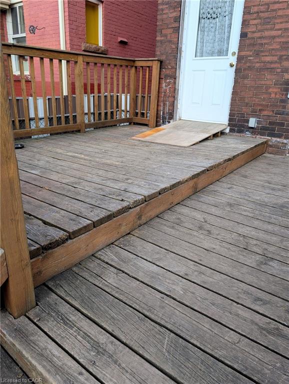 61 Barnesdale Avenue N Property Photo 29