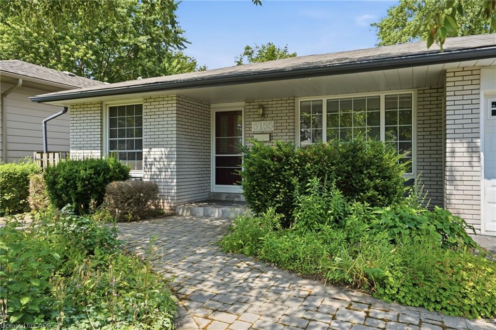 5155 Idlewood Crescent Property Photo 3