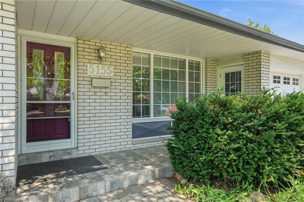 5155 Idlewood Crescent Property Photo 4
