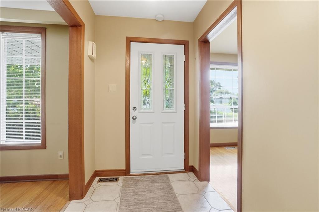 5155 Idlewood Crescent Property Photo 5