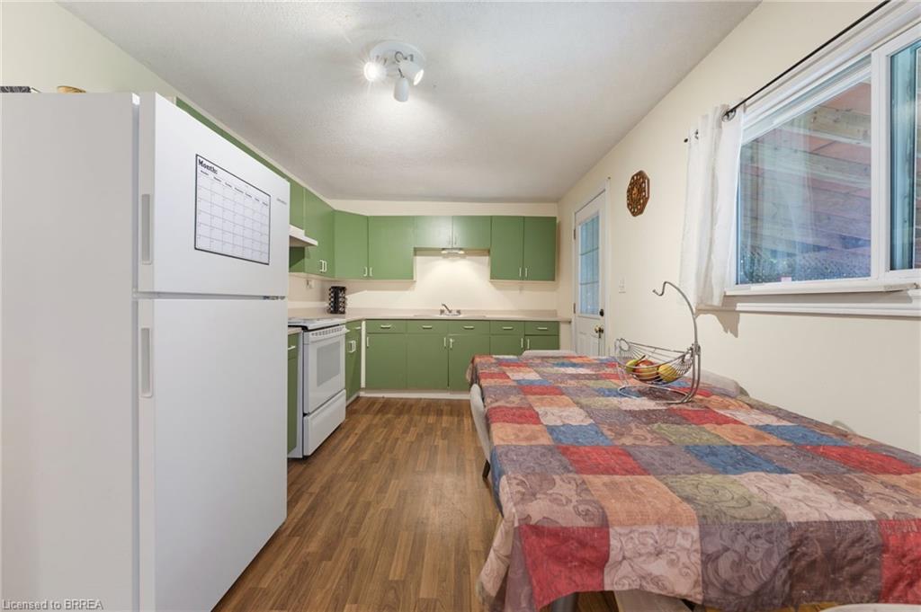 128 Mary Street Property Photo 6