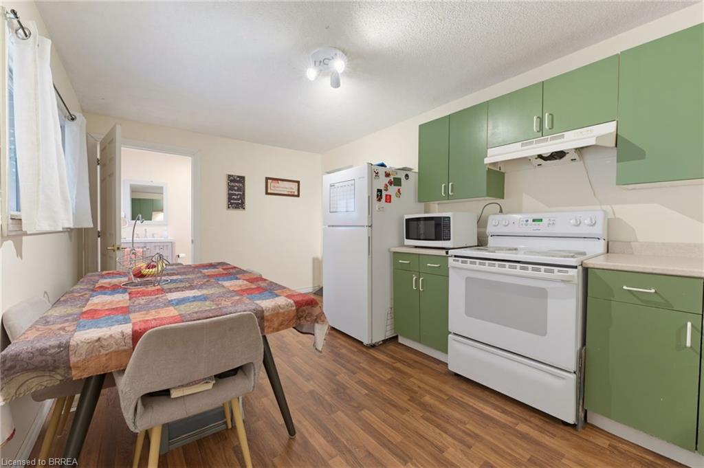 128 Mary Street Property Photo 7