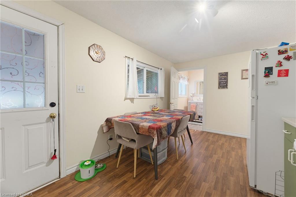 128 Mary Street Property Photo 8