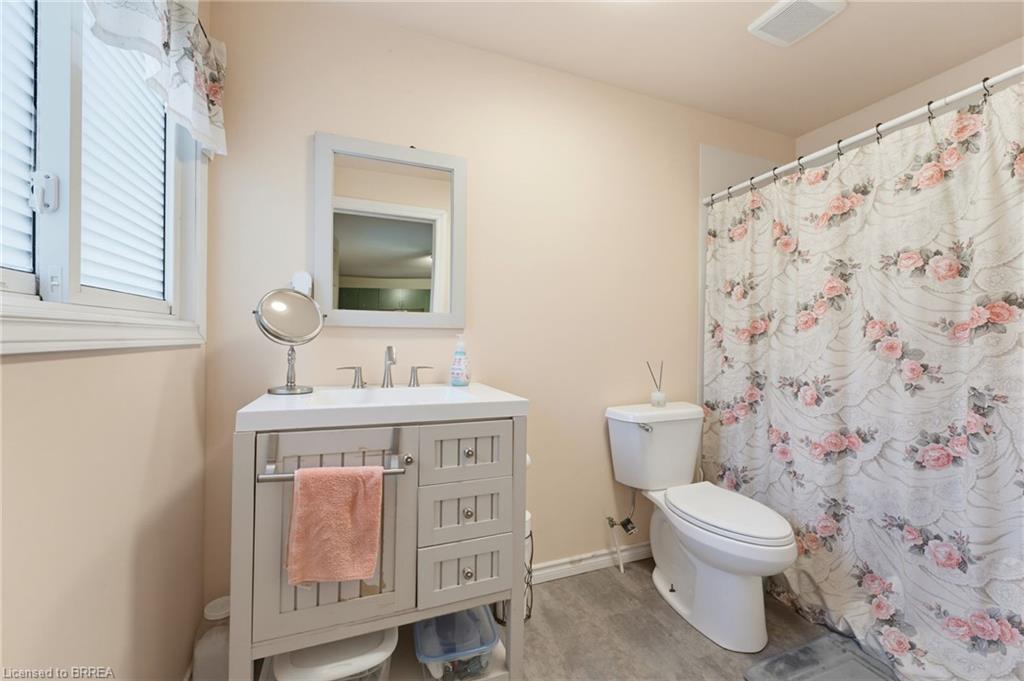 128 Mary Street Property Photo 12