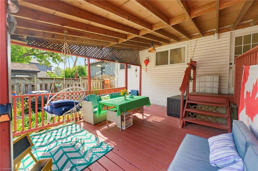 128 Mary Street Property Photo 14