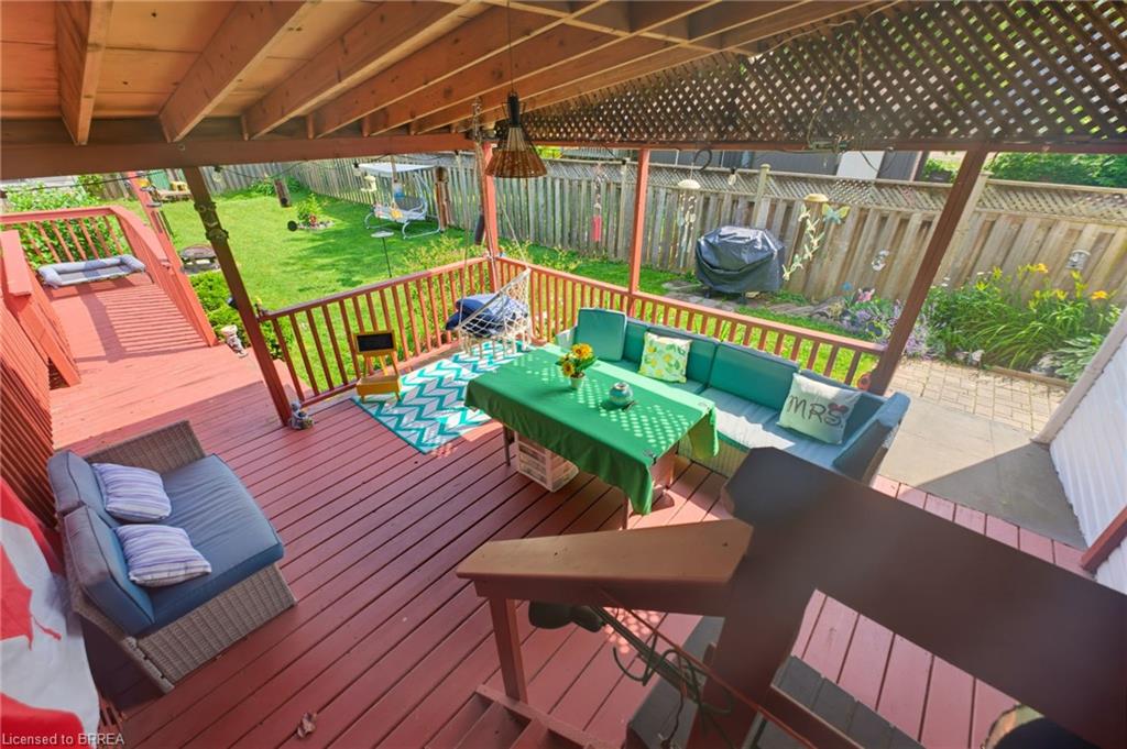 128 Mary Street Property Photo 15