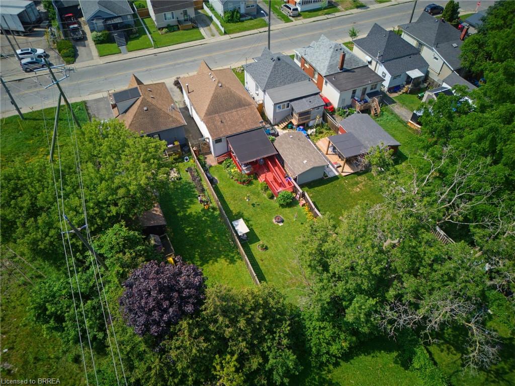 128 Mary Street Property Photo 23