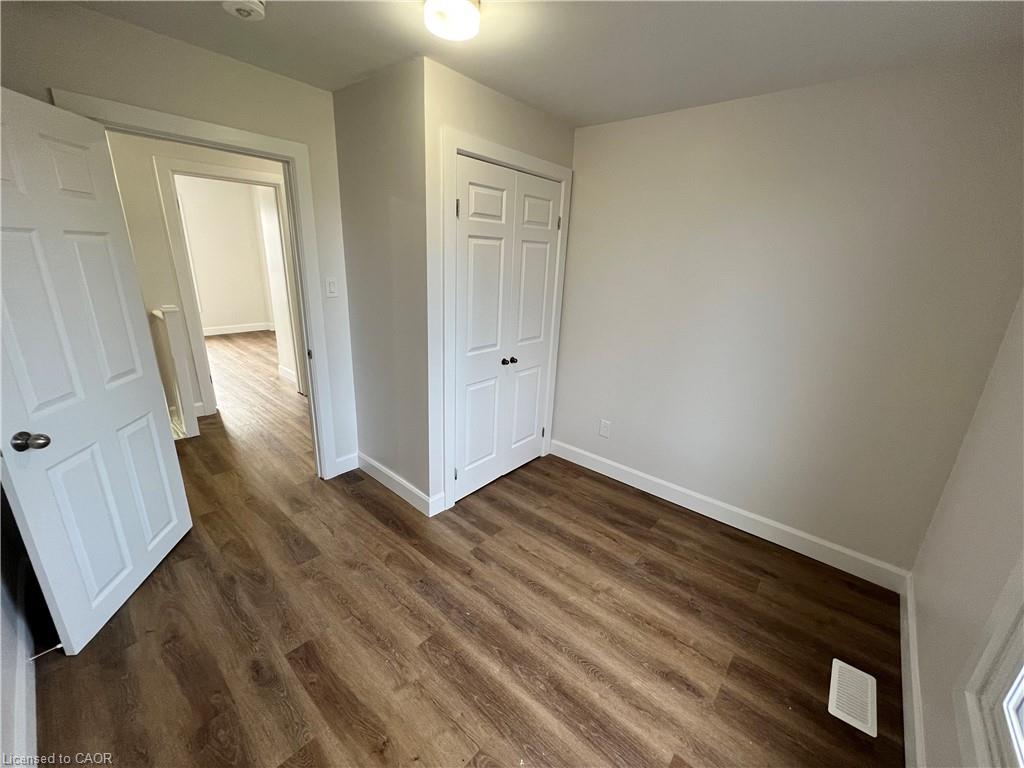 5 Rowanwood Street Property Photo 14