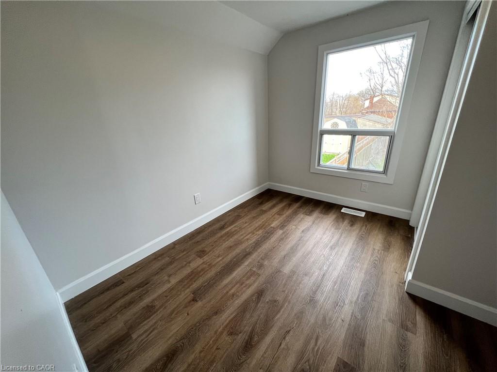 5 Rowanwood Street Property Photo 15