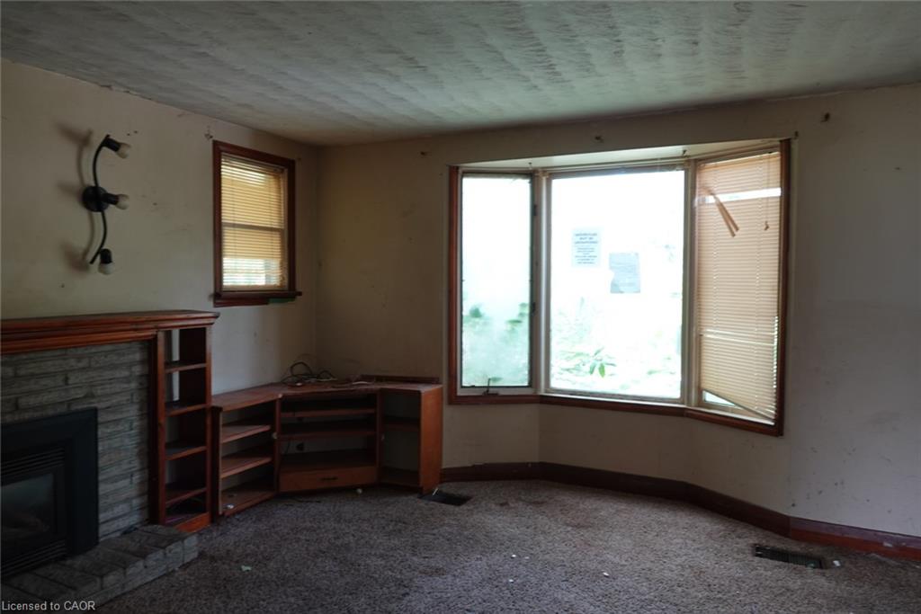 2490 St Anns Road Property Photo 6
