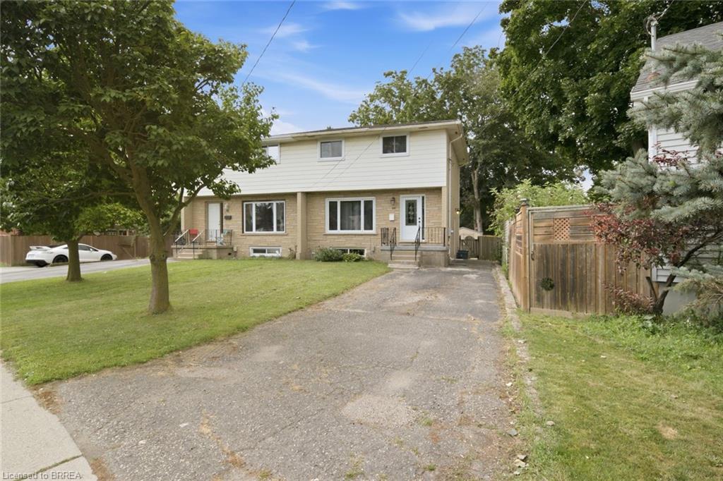 44 Stanley Street Property Photo 1