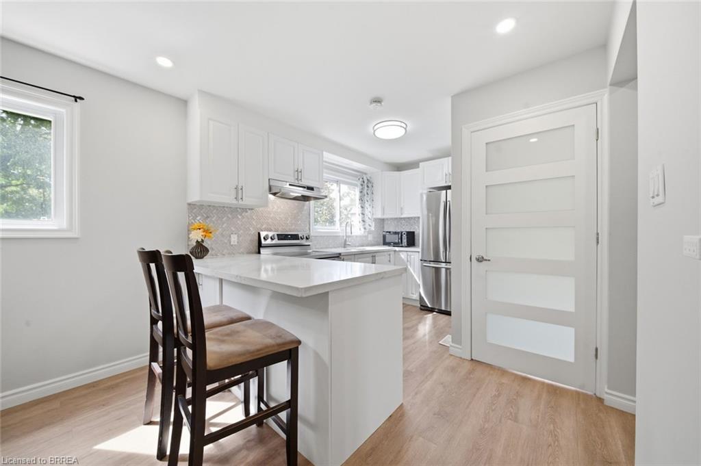 44 Stanley Street Property Photo 15