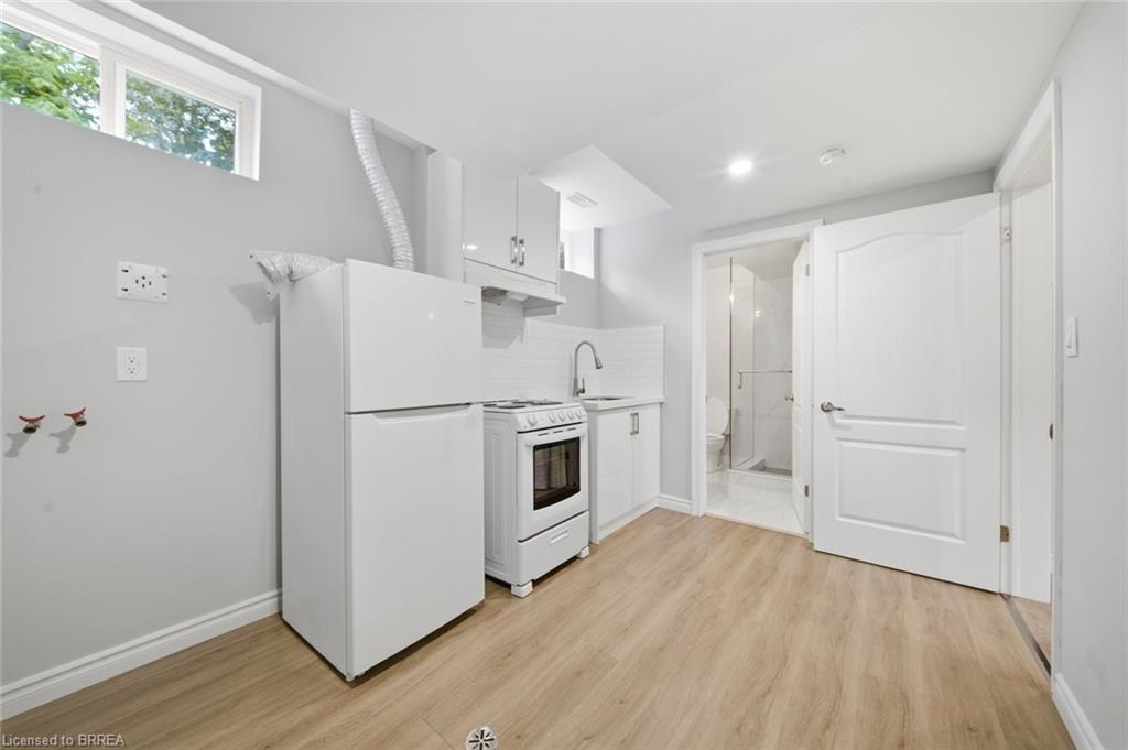 44 Stanley Street Property Photo 28