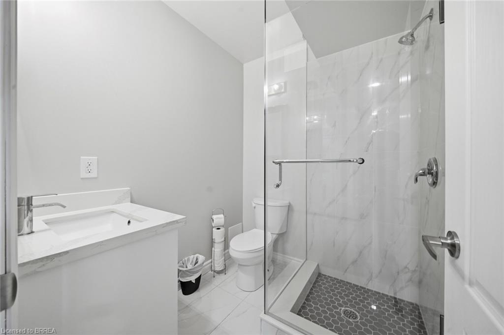 44 Stanley Street Property Photo 29