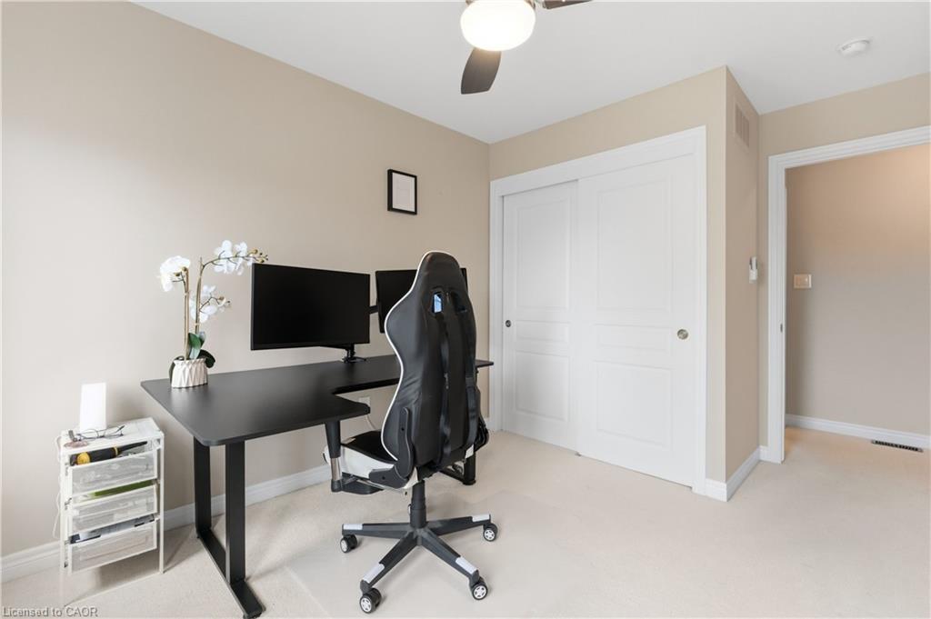 9-215 Dundas Street E Property Photo 25