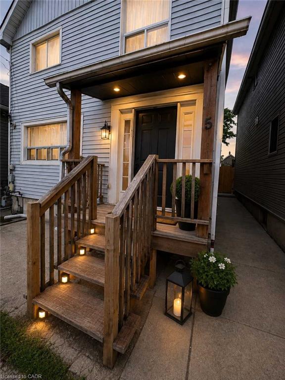 5 Rowanwood Street Property Photo 1