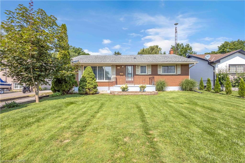 55 Young Street Property Photo 1