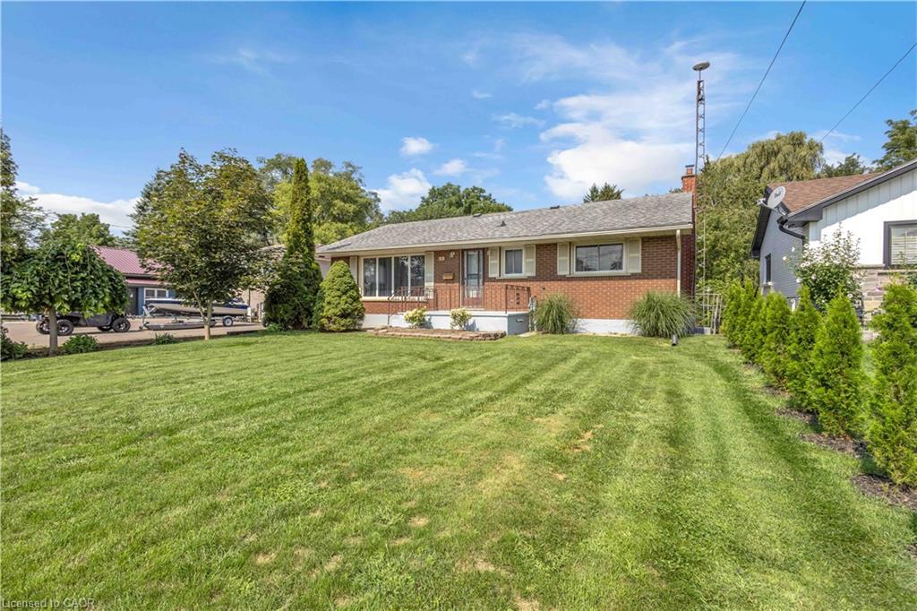 55 Young Street Property Photo 2
