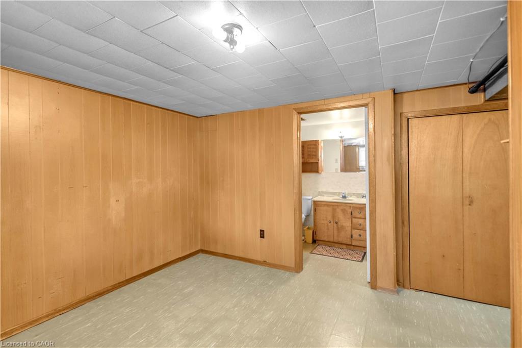 55 Young Street Property Photo 36