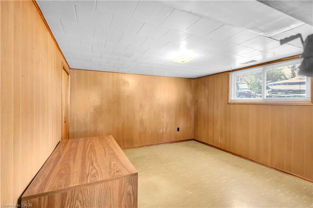 55 Young Street Property Photo 38