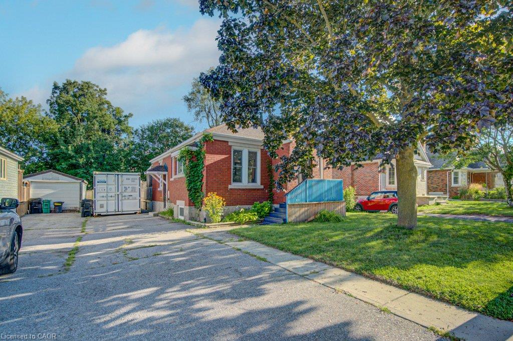 97 Francis Street Property Photo 4