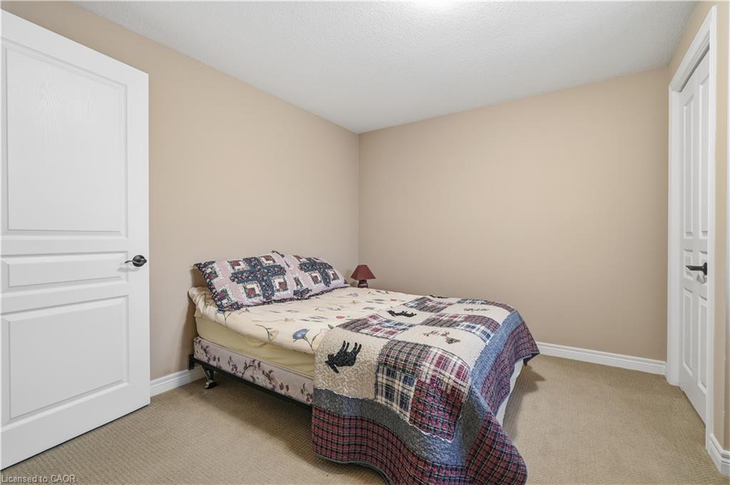 31 Streamside Drive Property Photo 27