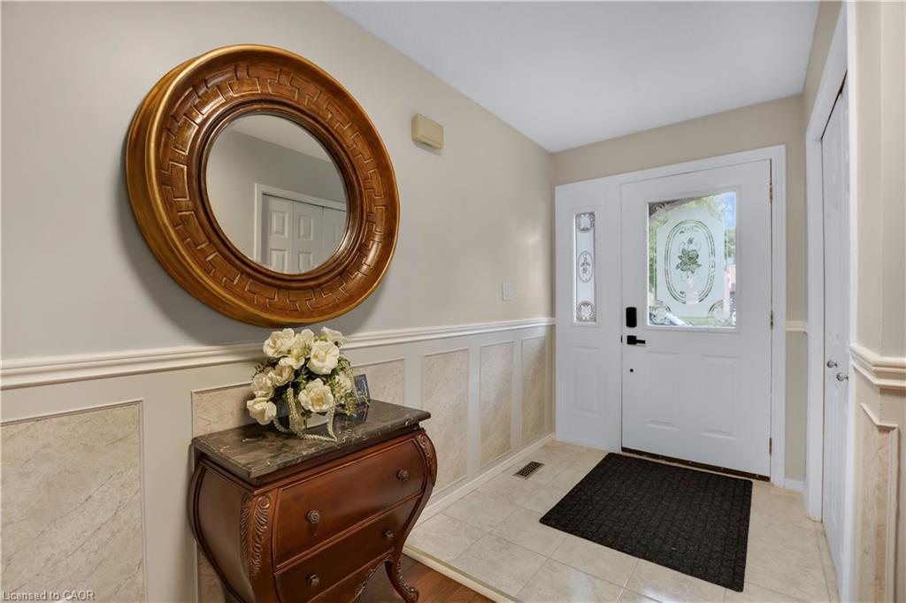 2361 Duncaster Drive Property Photo 3