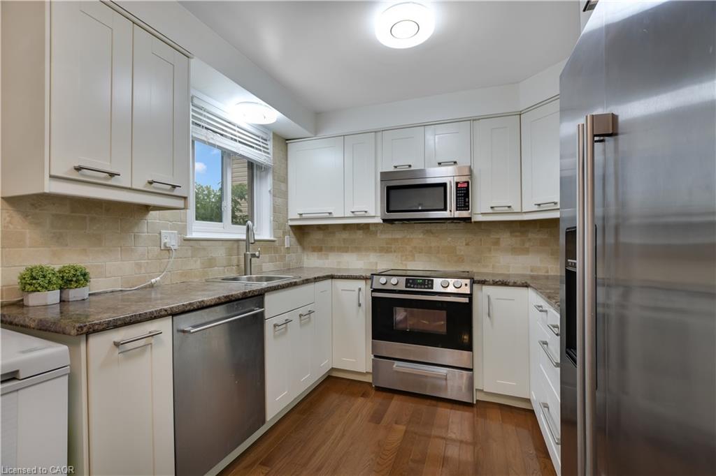2361 Duncaster Drive Property Photo 11