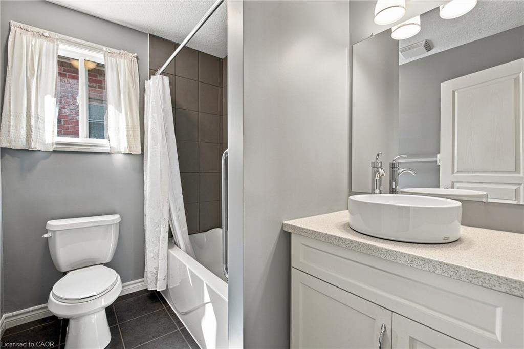 11 Lockwood Street Property Photo 25