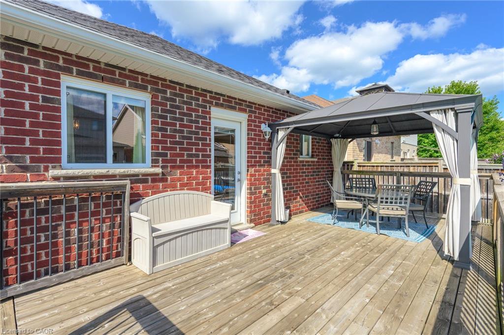 11 Lockwood Street Property Photo 32