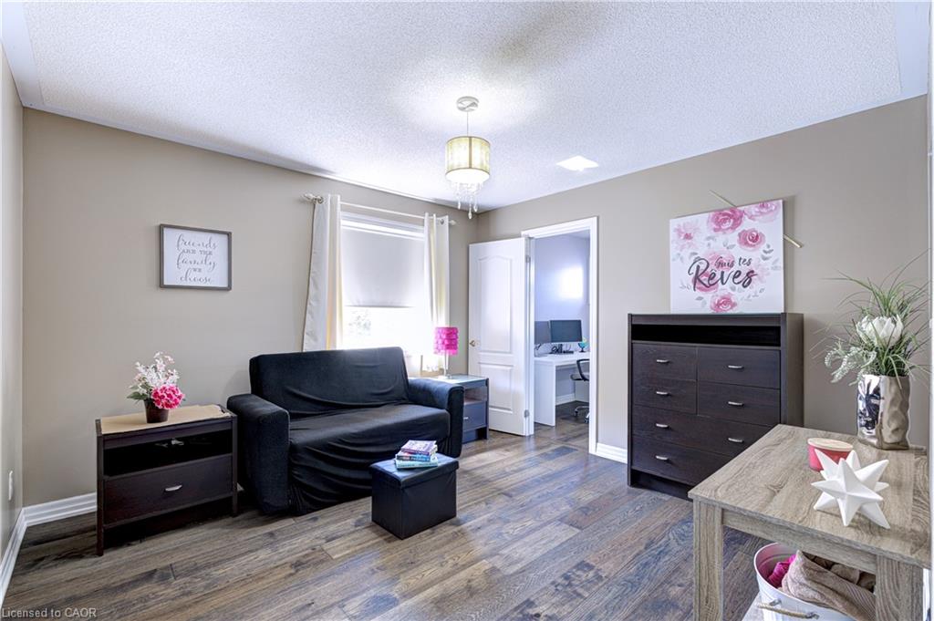 1406 Marshall Crescent Property Photo 30
