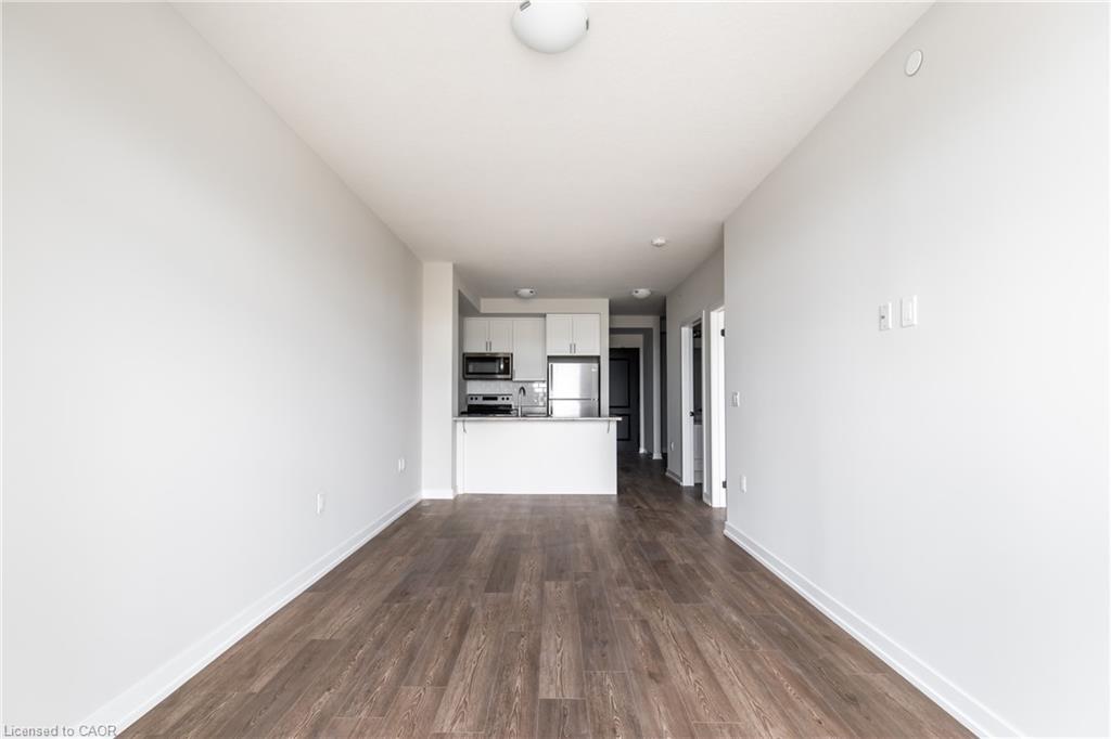 511-870 Queenston Road Property Photo 15