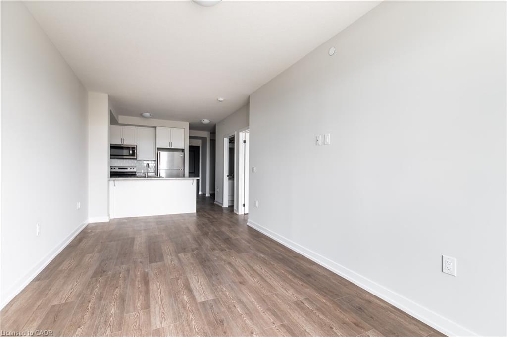 511-870 Queenston Road Property Photo 17