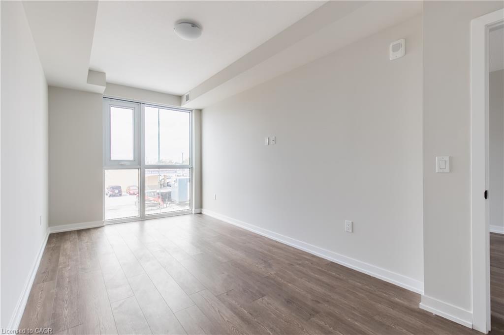 511-870 Queenston Road Property Photo 23