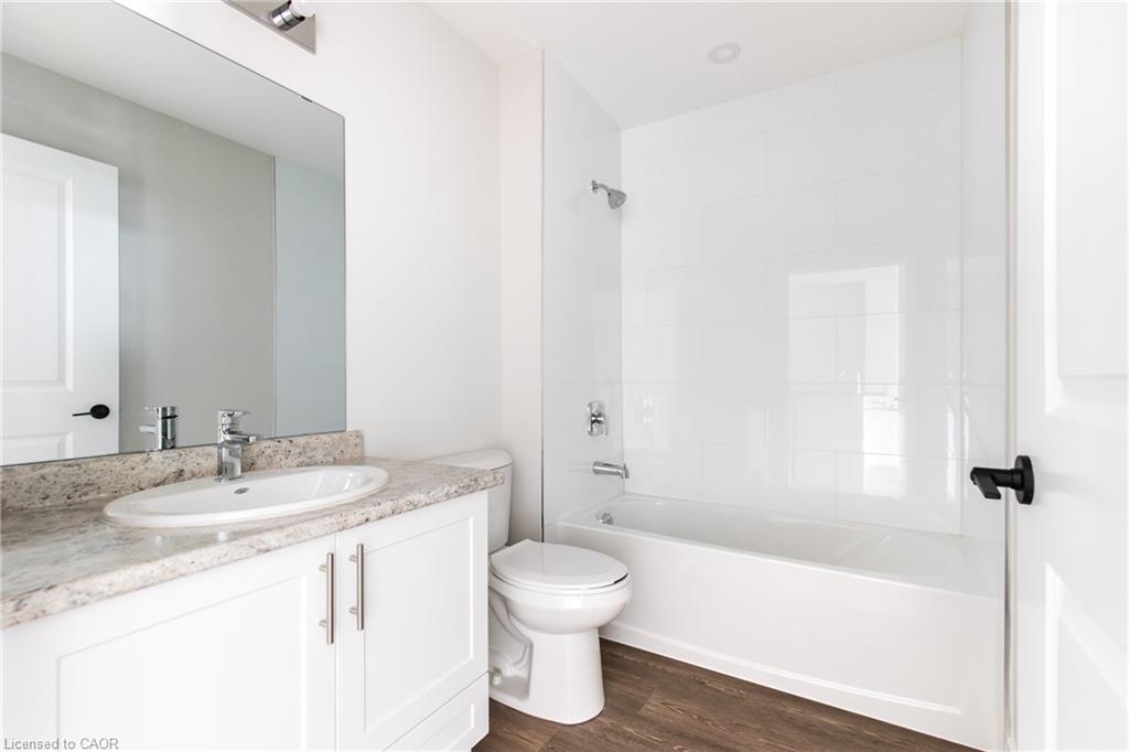 511-870 Queenston Road Property Photo 24